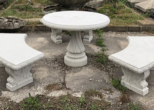Round Table & Benches - Table & Benches